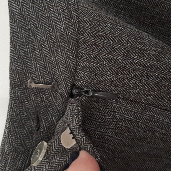 Le Suit - Picture 5 of 14